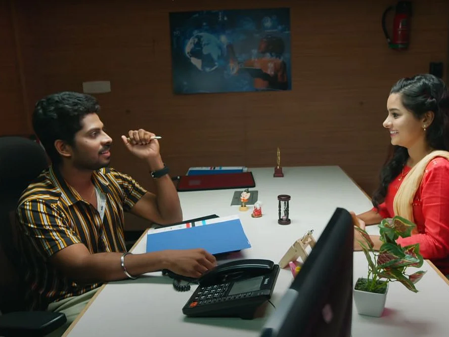 AKS - 36 | காதலுக்கும், கம்ஃபர்ட் ஸோனுக்கும் இடையில் திருமணம் மாட்டிக்கொள்கிறதா?!