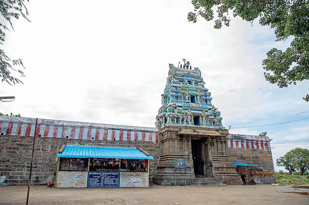 `சத்திய சொரூபம் விசாலாட்சி!'