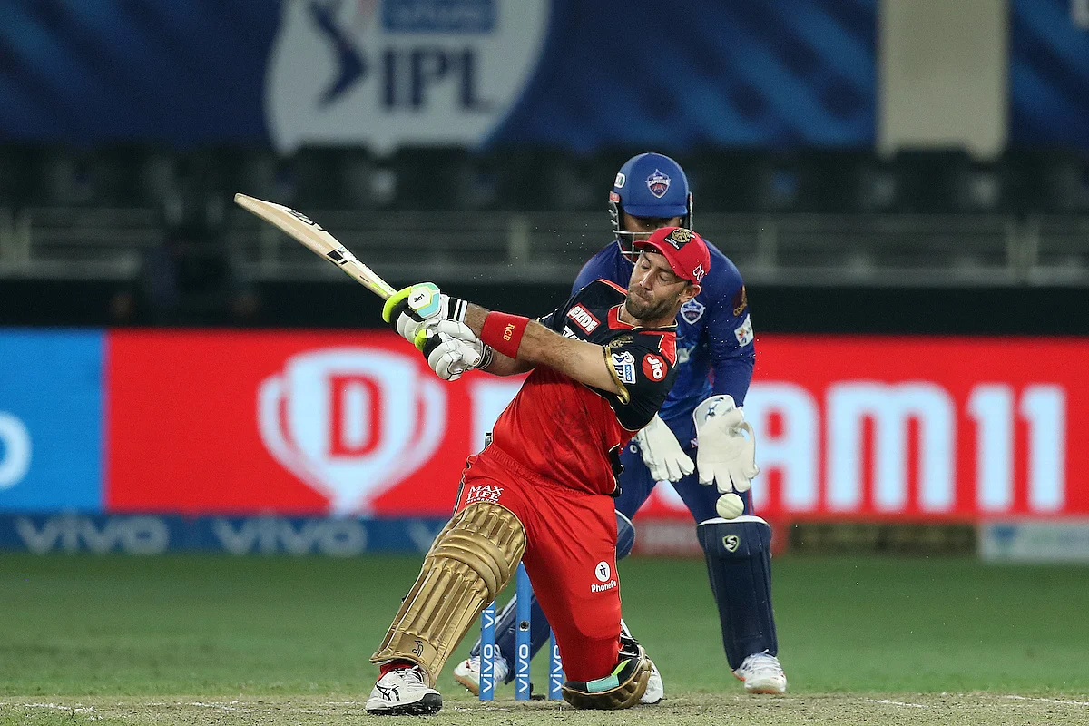 மேக்ஸ்வெல் | RCB v DC | IPL 2021