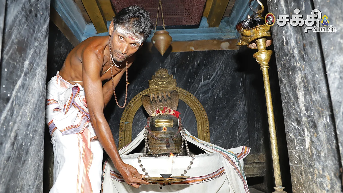 வேம்பு குருக்கள்
