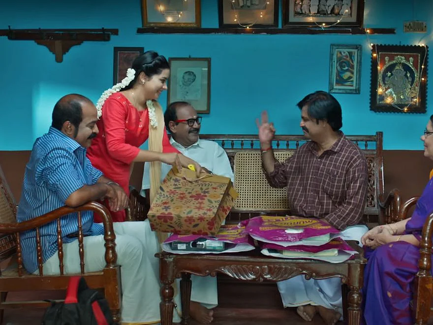 AKS - 37 | சமத்துவம் என்கிற பெயரில் அநாகரிகமாக நடந்து கொள்ளலாமா?!