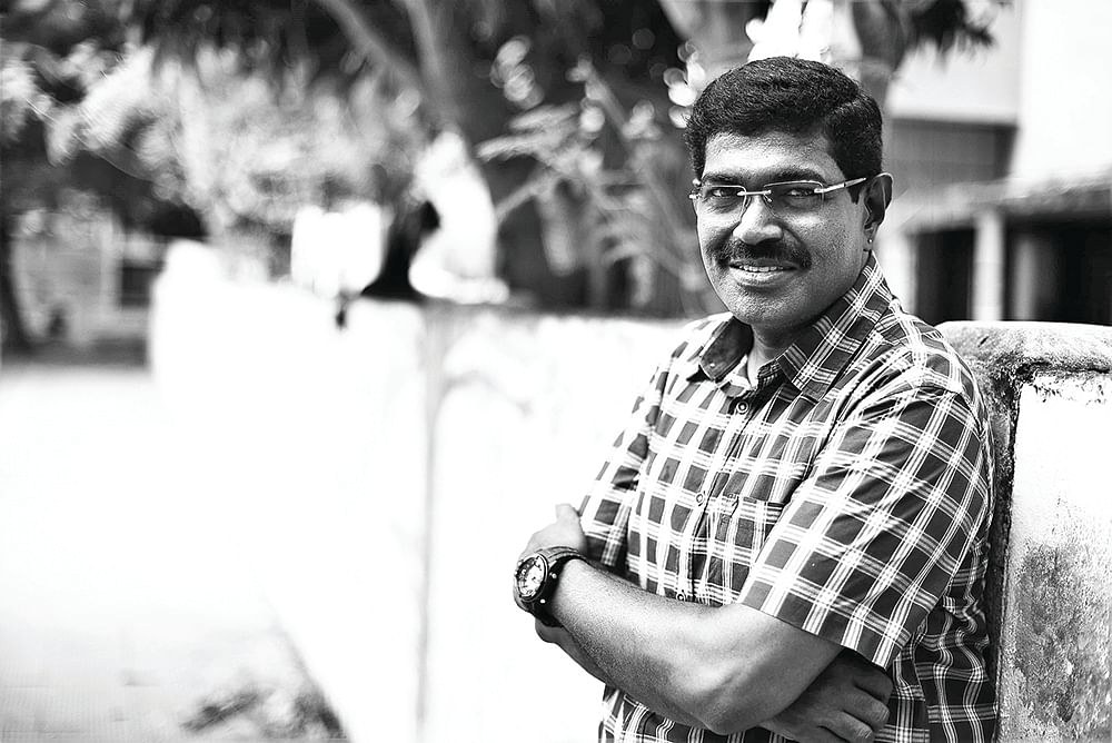 “கதை தெரியாமல் கதை சொல்லணும்!”