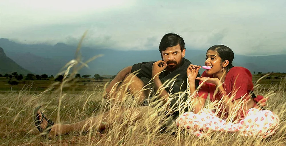வாசகர் மேடை: அவருக்குப் பதில் இவர்!