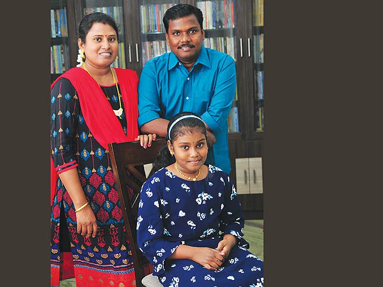 “ஒரு லட்சத்தை முழுசா பார்த்தது
`மன்மத ராசா’ பாட்டுலதான்!”