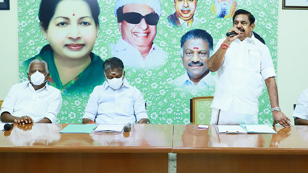 “விலைக்கு வாங்கிய தி.மு.க!” - “காணாமல்போன அ.தி.மு.க!” - முடிவுக்கு வந்த உள்ளாட்சிப் பஞ்சாயத்து