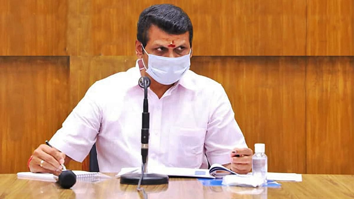 அதிகாரிகள் மத்தியில் கறார் காட்டிய செந்தில் பாலாஜி - பின்னணி என்ன?!