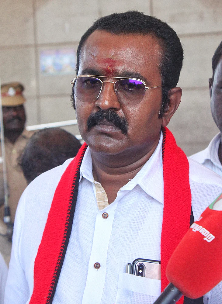 ரமேஷ்