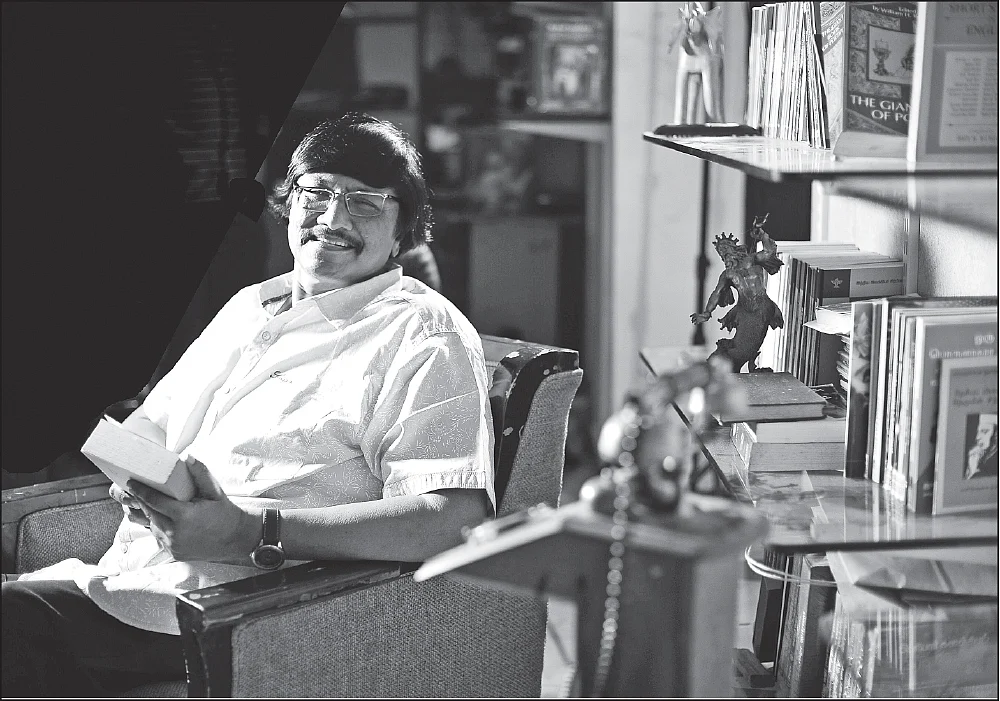 “கவித்துவத்தின் சாரம் கடலிலும் இருக்கிறது... ஒரு மழைத்துளியிலும் இருக்கிறது!” - மனுஷ்ய புத்திரன்