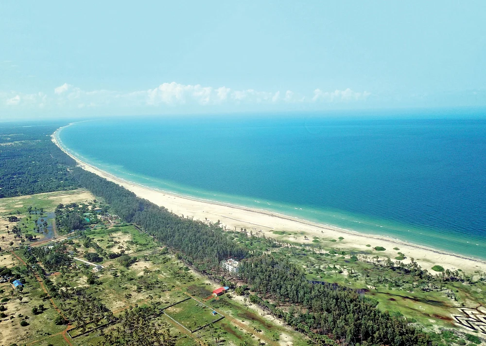 அரியமான் கடற்கரை
