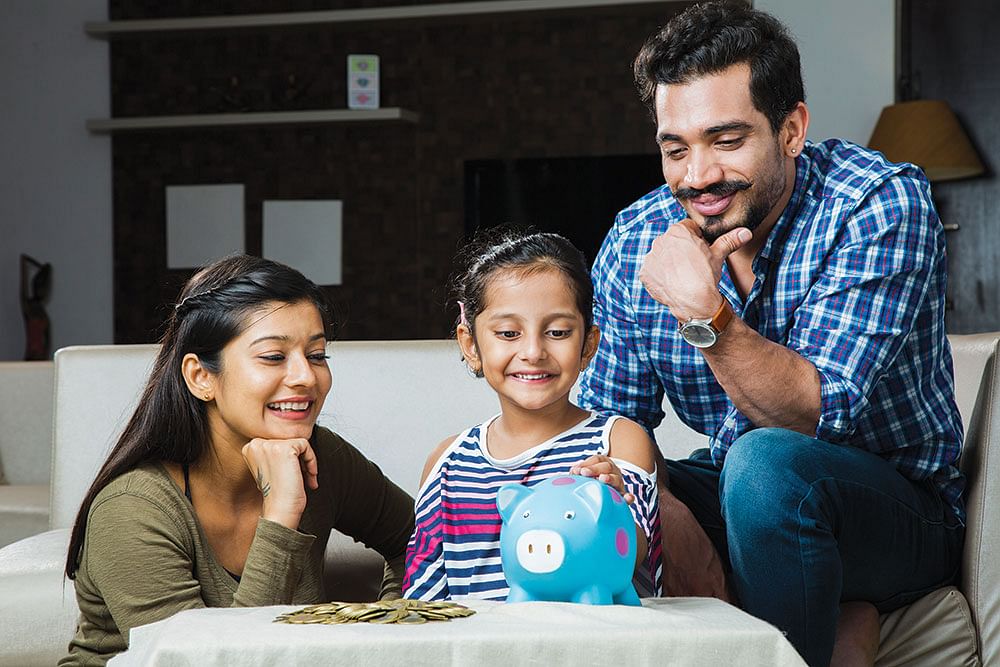 குழந்தைகளின் படிப்புக்கும் திருமணத்துக்கும் சுலபமாகப் பணம் சேர்க்கும் வழிகள்!
