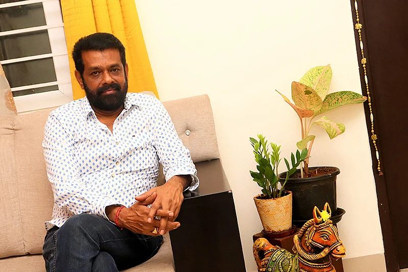 `நான் நானாக இருக்க
பாபாவே காரணம்!'