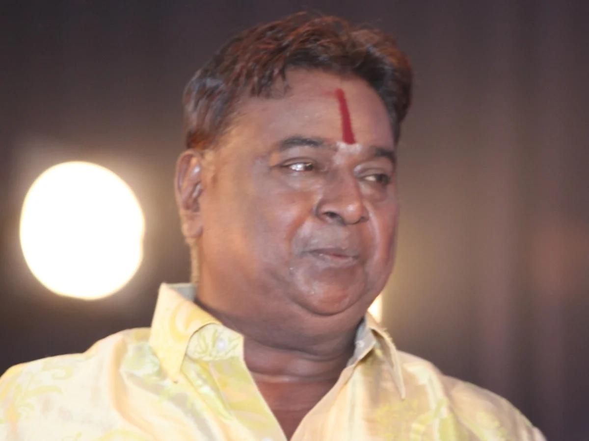 ``மத்தவங்க இடத்துல இருந்து யோசிக்கிற நல்ல மனுஷன் அவர்!" - சிவசங்கர் மாஸ்டர் குறித்து சாயா சிங்
