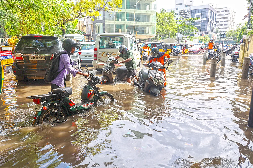 வேடிக்கை பார்த்துக்கொண்டிருந்ததா சென்னை மாநகராட்சி!