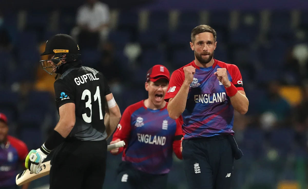 Chris Woakes | கிறிஸ் ஓக்ஸ்