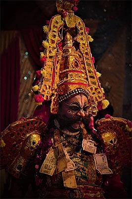 இவர்கள்