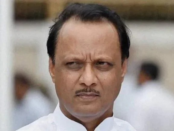 மகாராஷ்டிரா: அஜித் பவார் தொடர்புடைய 1,000 கோடி ரூபாய் சொத்துகள்... செக் வைத்த வருமான வரித்துறை!