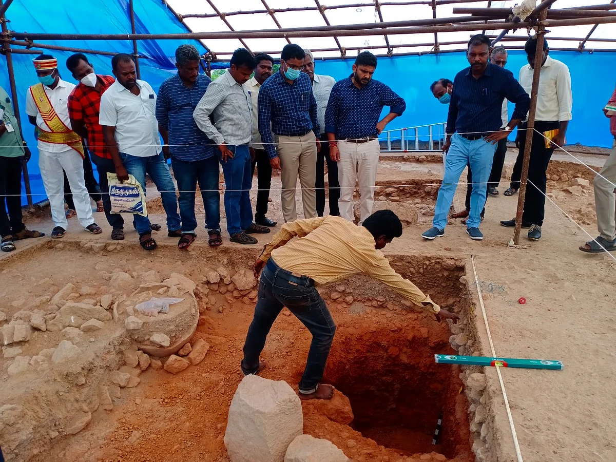 பிரகாஷ் ஆய்வு