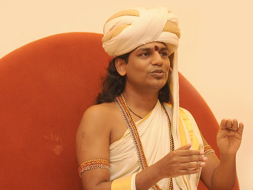 போலி பாஸ்போர்ட்டில் வெளிநாடு சென்ற பெண்கள்... பிடதியில் சிக்கிய கன்டெய்னர்கள்!