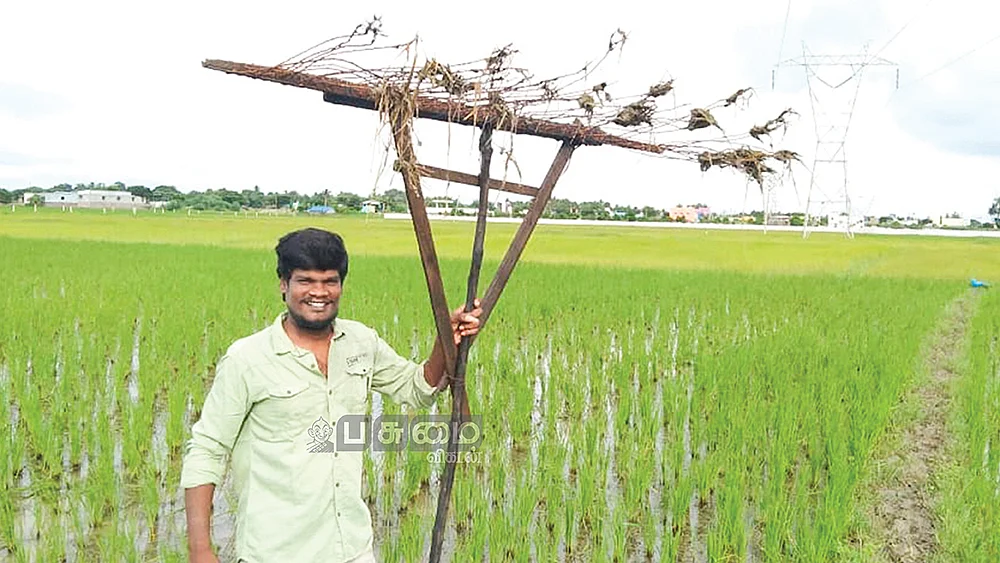 கருவியுடன் சுசீந்தர்
