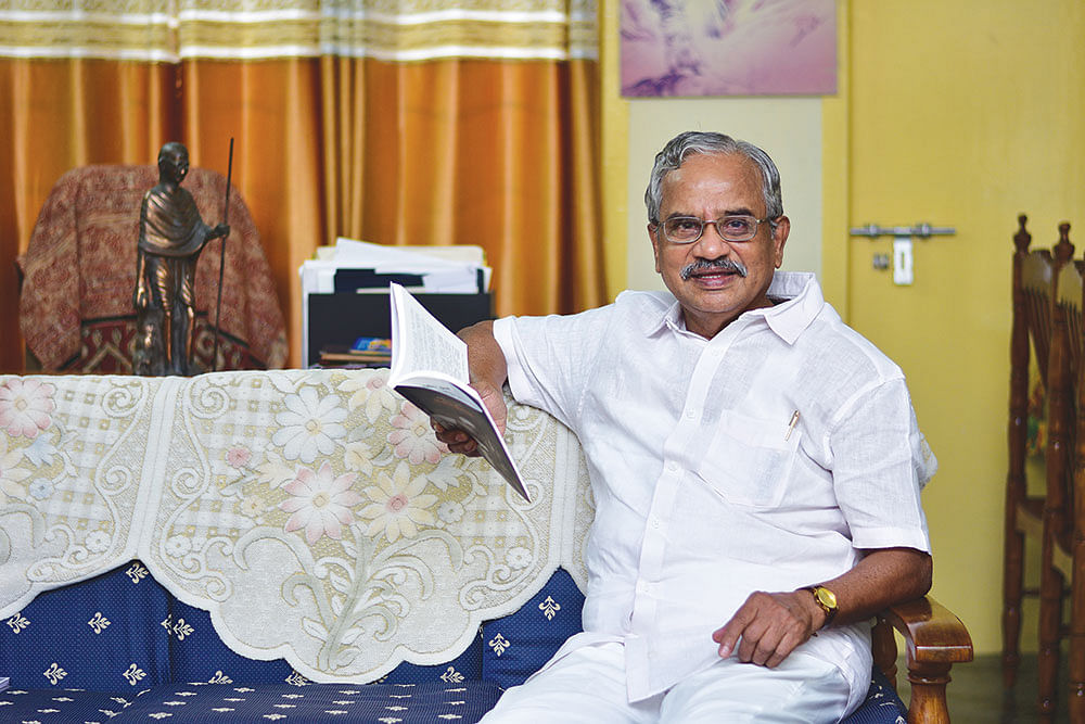 “ரஜினியின் உதவியை மறுத்துவிட்டேன்!” தமிழருவி மணியனின் பண அனுபவம்
