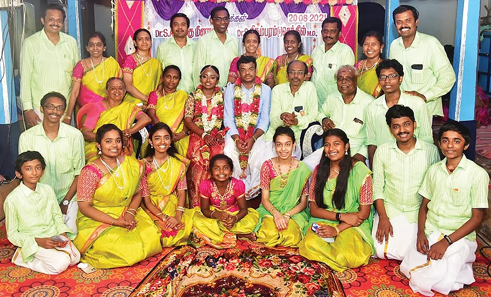திருப்புகழ் குடும்பம்