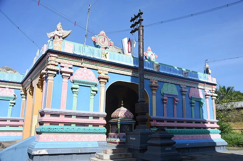 அணையாத அருள் ஒளி!