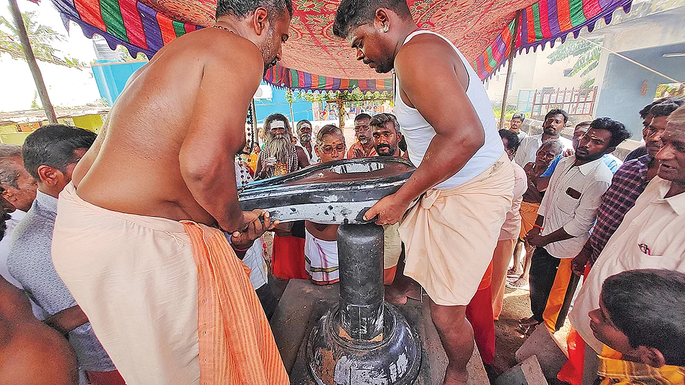 ஆலயம் தொழுவோம்!