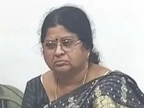 வேலூர்: தீபாவளி வசூல்... லஞ்ச வழக்கு - திருச்சிக்கு மாற்றப்பட்ட பொதுப்பணித்துறை அதிகாரியின் பின்னணி