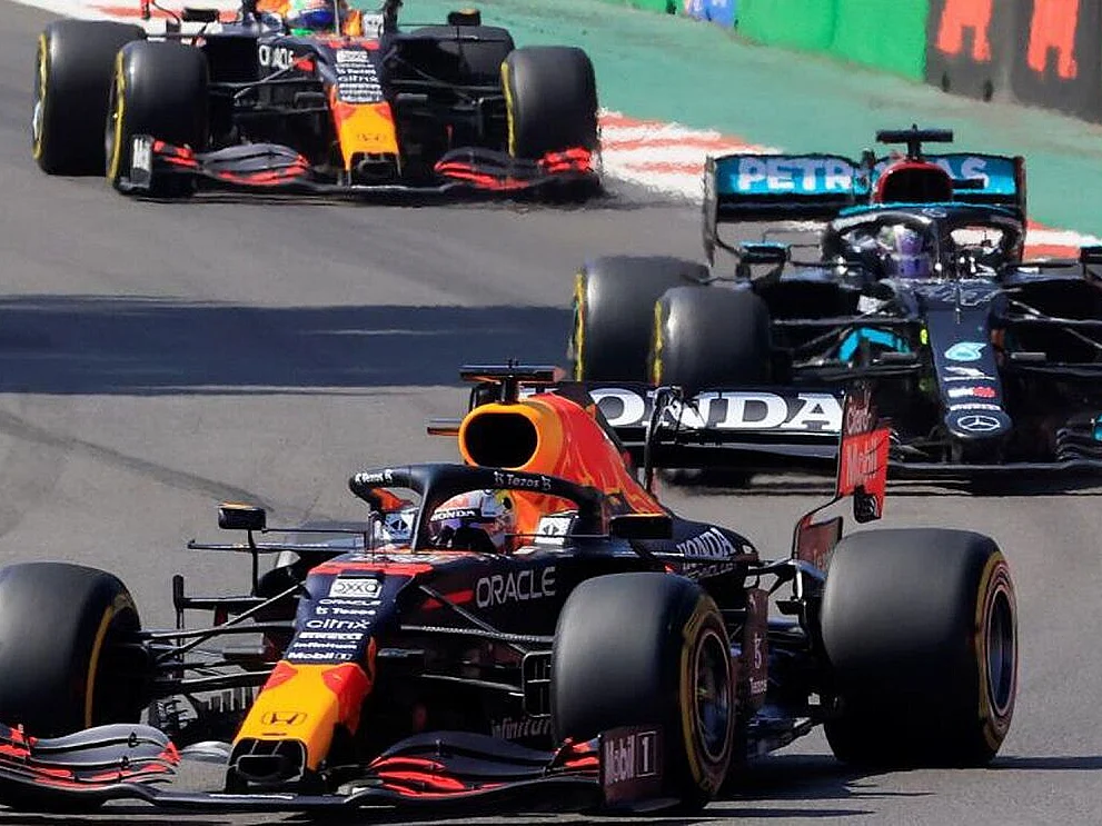 Mexican GP: அசால்ட்டாக வென்ற வெர்ஸ்ட்டபன்... மீண்டு வருவாரா ஹாமில்ட்டன்?