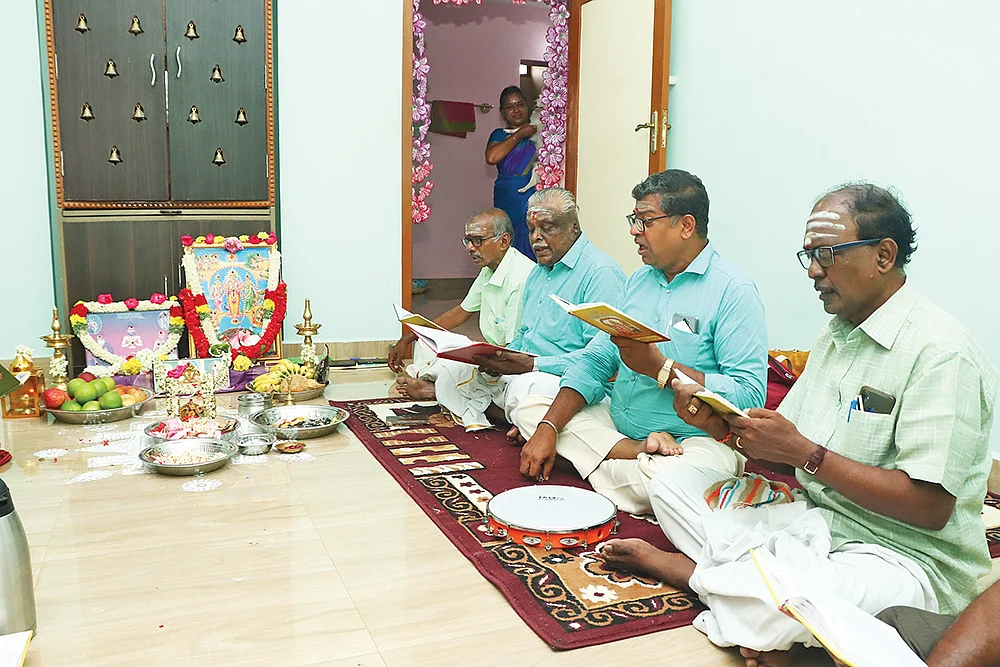 திக்கெட்டும் திருப்புகழ்!