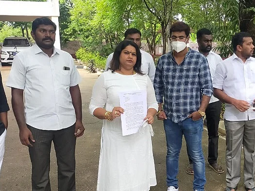 `முன்னாள் அமைச்சர் விஜயபாஸ்கரால் என் உயிருக்கு ஆபத்து!'- நெல்லை டி.ஐ.ஜி-யிடம் புகாரளித்த கேரளப் பெண்