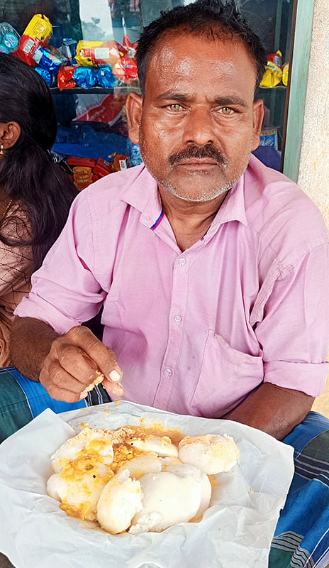 ஒரு ரூபாய்க்கு இட்லி... மூன்று தலைமுறைகளாக மக்கள் பசியாற்றும் சாந்தி