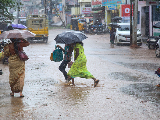 மார்கழியில் திடீர் மழை; இன்னும் எத்தனை நாள் தொடரும்? வானிலை ஆராய்ச்சி மையத்தின் பதில்!