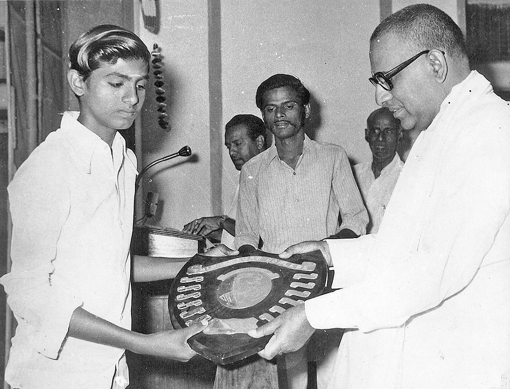 குன்றக்குடி அடிகளார் சுழற்கேடயம்