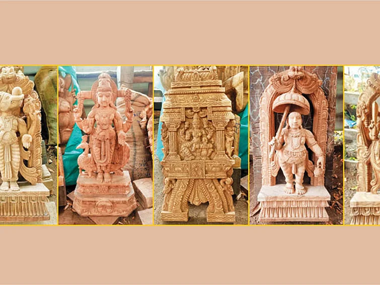 உலக மக்களை வசீகரிக்கும்
கள்ளக்குறிச்சி மரச்சிற்பம்..!