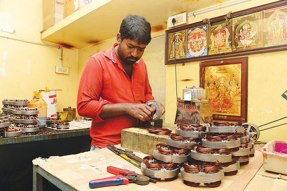 உணவை ருசிக்க உலகத் தமிழருக்கு உதவும் கோவை வெட் கிரைண்டர்!