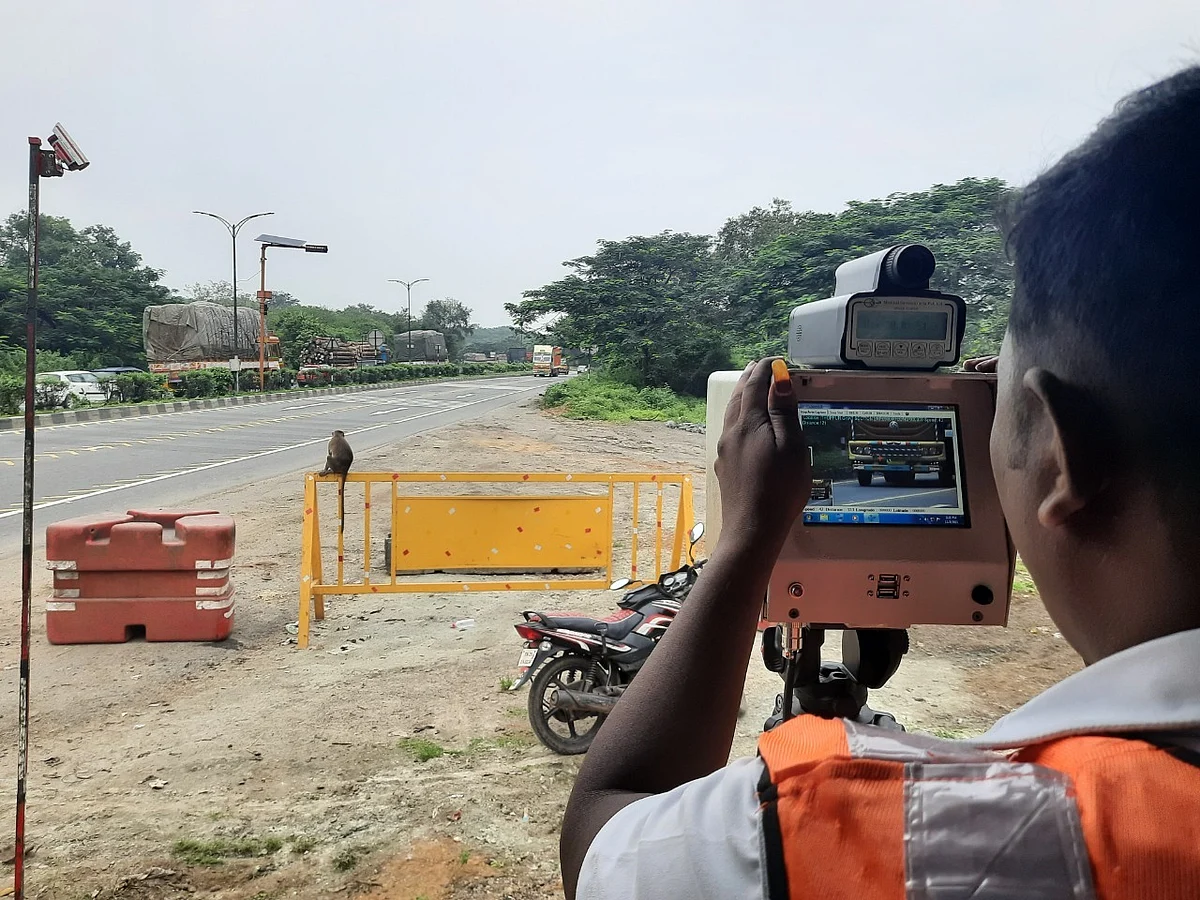 `இது விபத்து பகுதி’ , தொப்பூர் கணவாய்ப் பகுதியும், குறைக்கப்பட்ட விபத்துகளும்! | Video