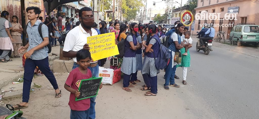 விழிப்பு உணர்வு பிரசாரத்தில் சிறுவன்