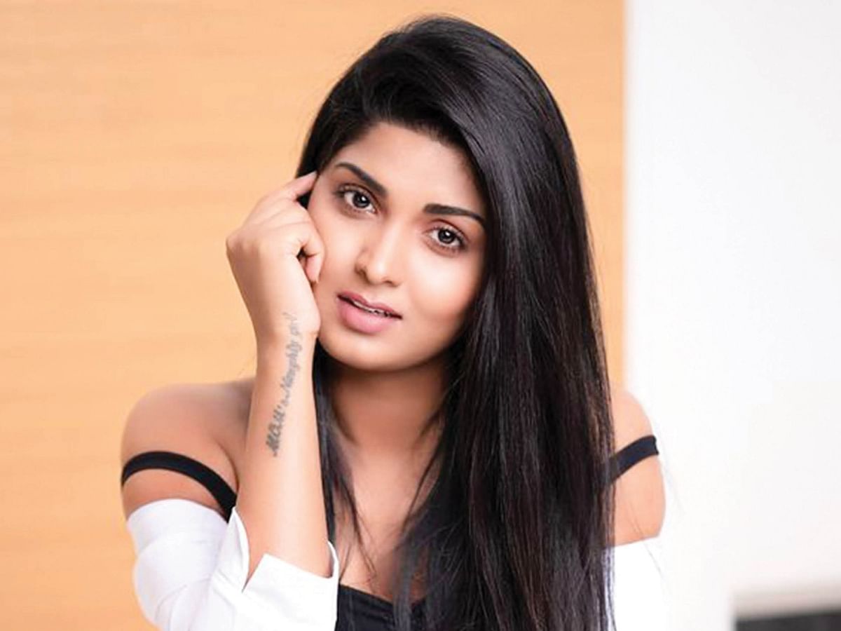 விகடன் TV: ரிமோட் பட்டன்