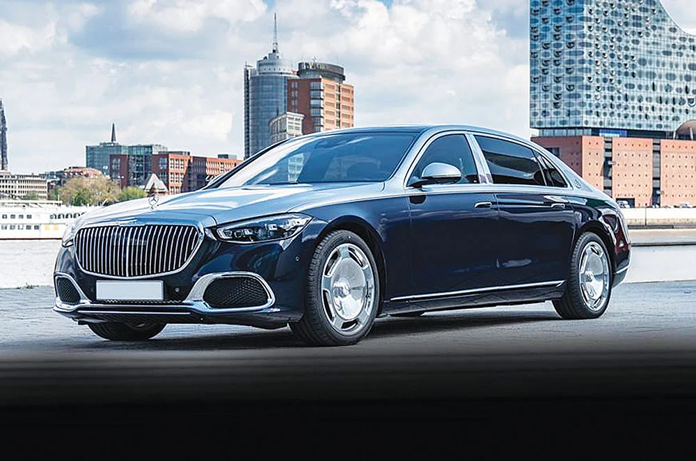 (Mercedes-Maybach S-Class)