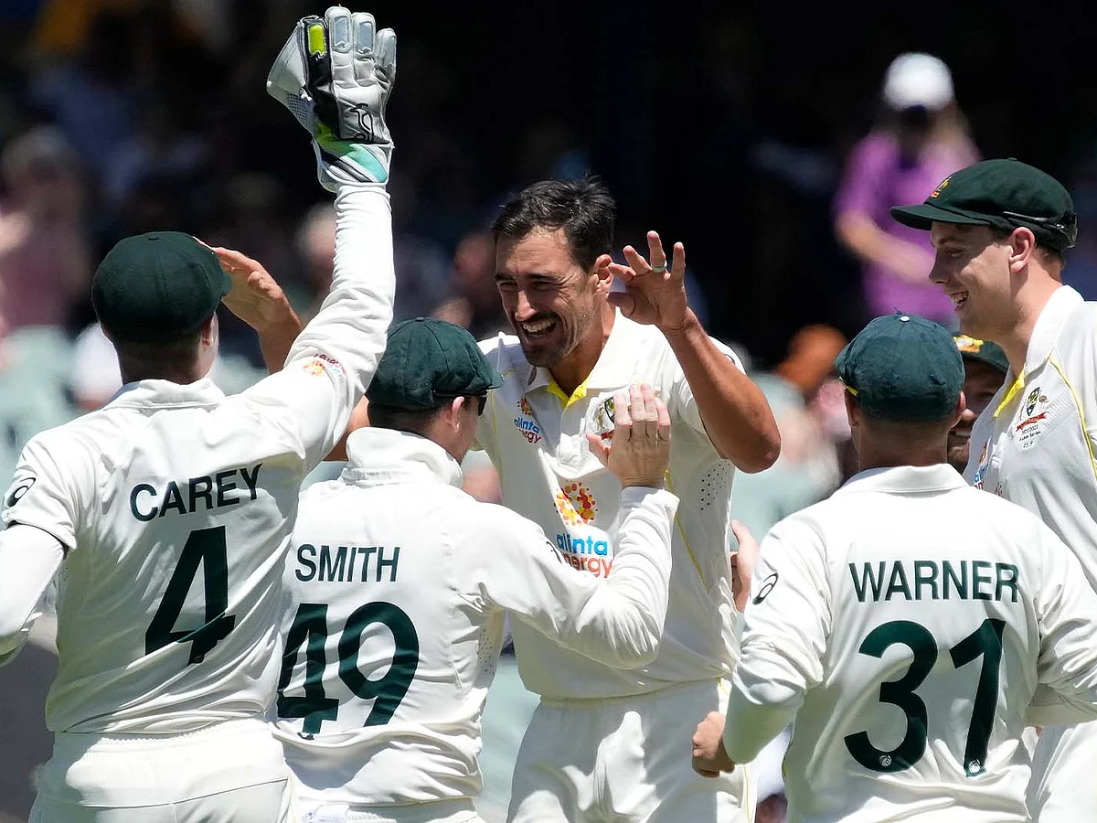 Ashes : ஆறுதல் இன்னிங்ஸ் ஆடிய பட்லர்... அடைக்க முடியா ஓட்டைகளால் மீண்டும் வீழ்ந்த இங்கிலாந்து!