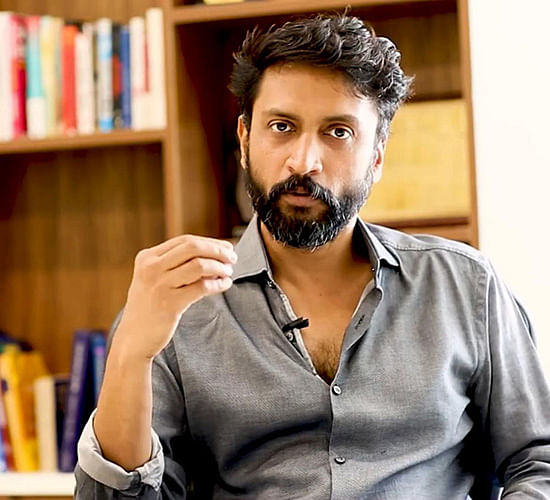 கார்த்திக் குணசேகரன்