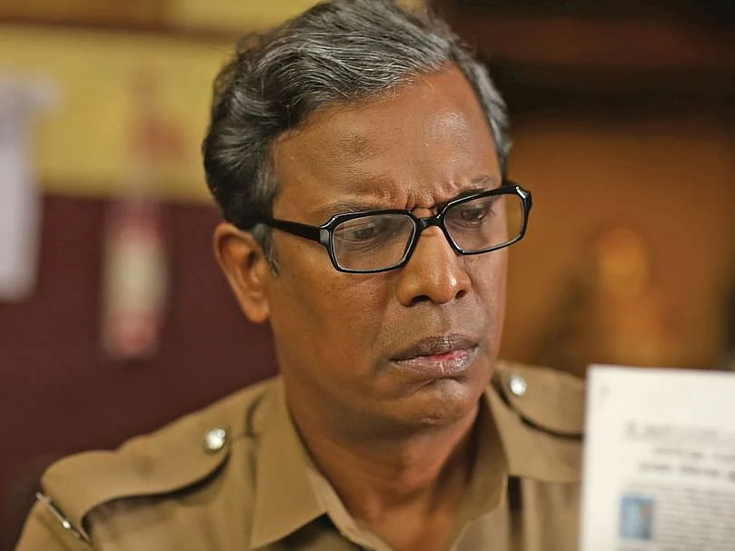 Writer Review: விசாரணை, ஜெய் பீம் வரிசையில் போலீஸ் அதிகாரத்துக்கு எதிரான மற்றுமொரு படமா `ரைட்டர்'?!