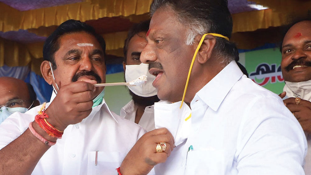 எடப்பாடி பழனிசாமி, ஓ.பன்னீர்செல்வம்