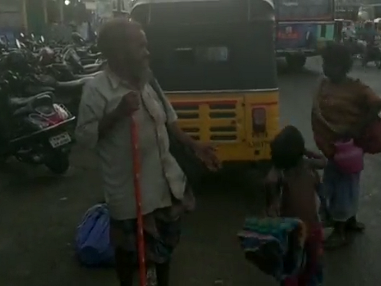 நாடோடி குடும்பம் பேருந்திலிருந்து இறக்கி விடப்பட்ட விவகாரம் - ஊழியர்கள் மீதான நடவடிக்கை ரத்து!