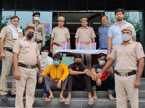 ரோஹினி நீதிமன்றம்: நீதிபதி முன்பு ஆஜர்படுத்தப்பட்ட எதிரியை சிறையிலிருந்தே பழிதீர்த்த ரெளடி! |பகுதி 5
