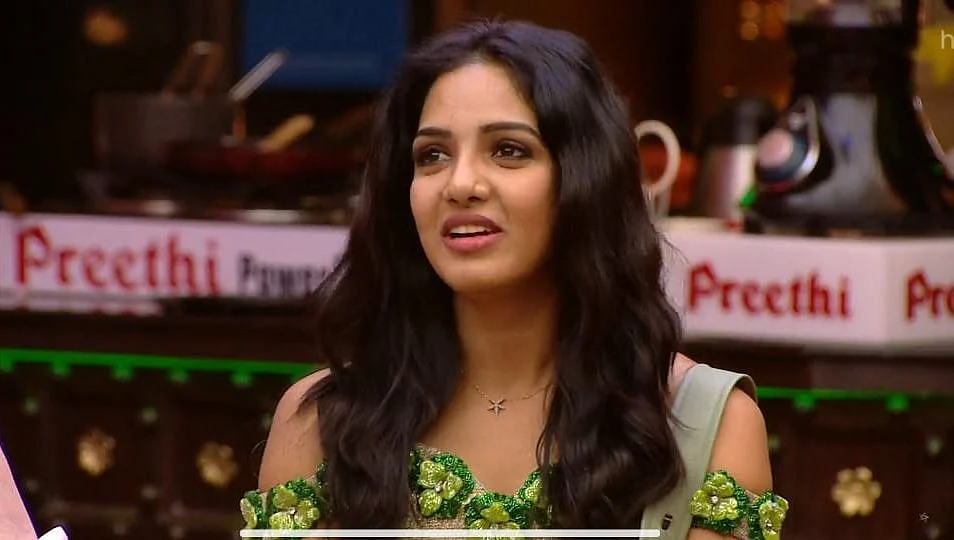 பிக் பாஸ் - 71
