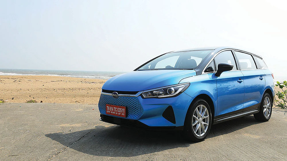 BYD e6