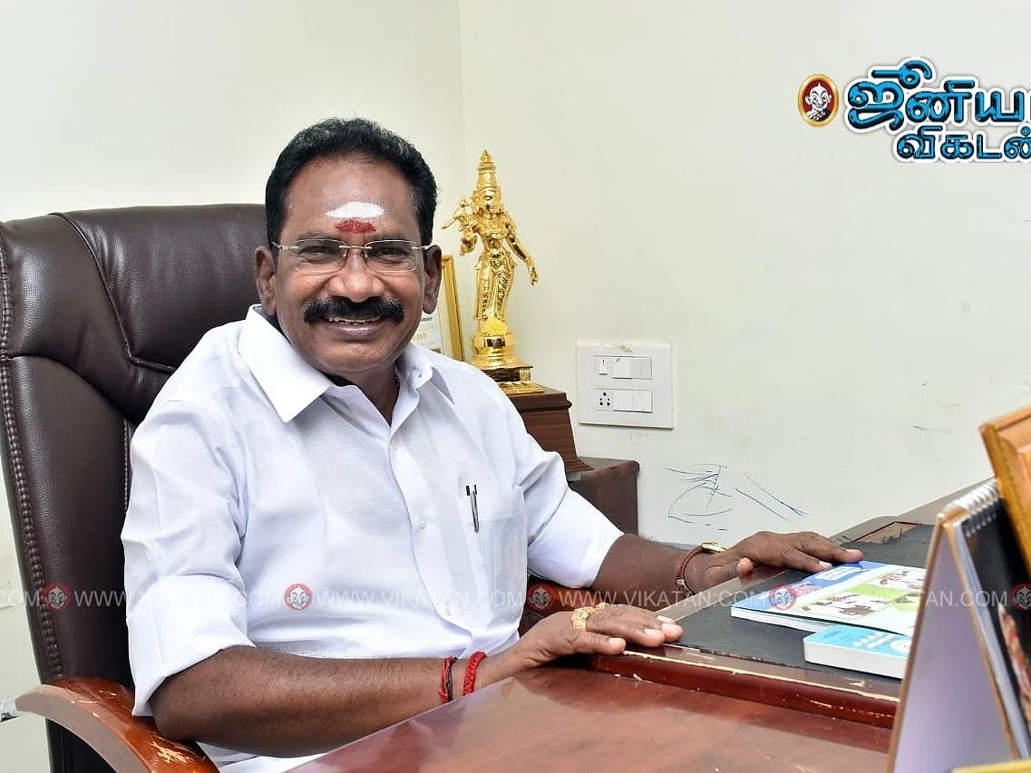 சசிகலாவுக்கு ஆதரவாகப் பேசினாரா..? - வைரல் ஆடியோ குறித்து செல்லூர் ராஜூ விளக்கம்!