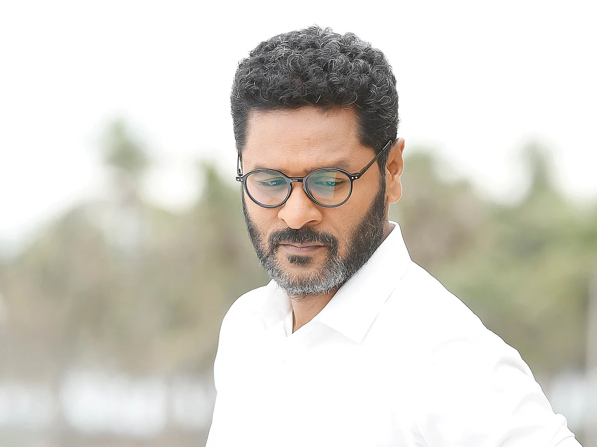 நினைவுகளைக் கோப்பையில் நிரப்பித்தரும் படம்!